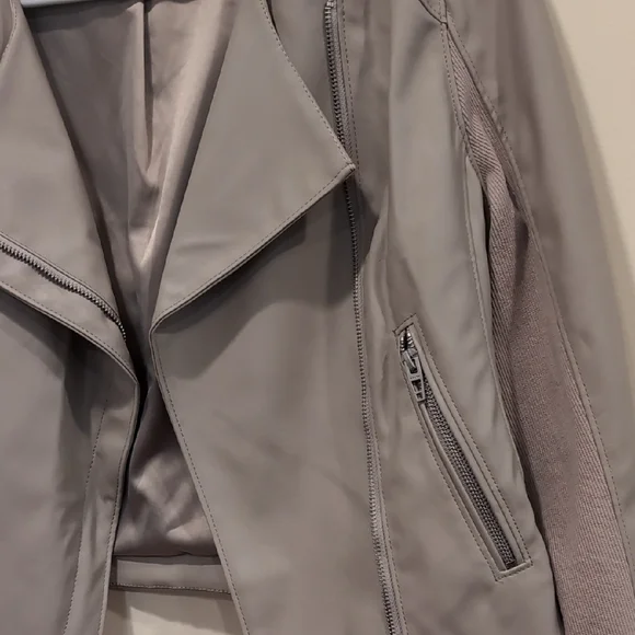 Blank NYC Gray Leather Jacket Sporty Collection - Picture 5 of 7